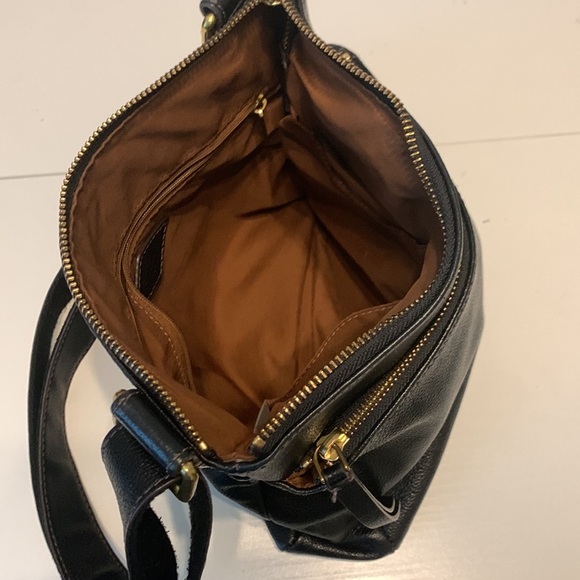 Fossil Crossbody - Picture 6 of 10